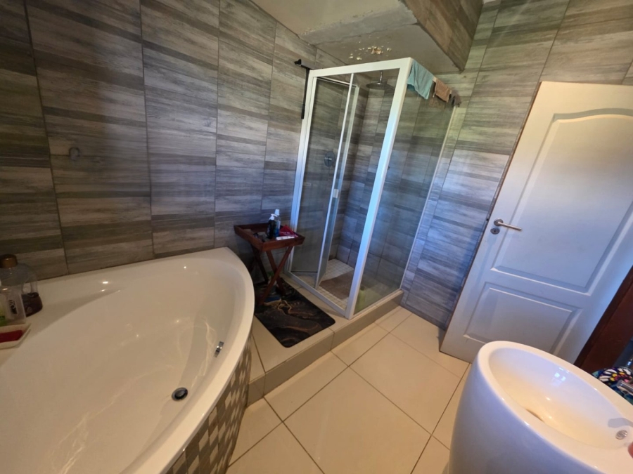 3 Bedroom Property for Sale in Verwoerdpark Northern Cape